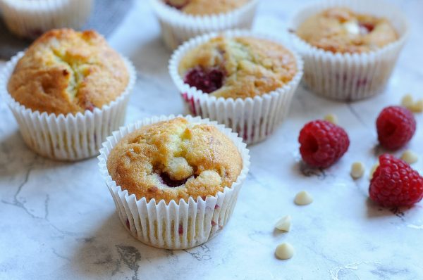 Raspberry and White Chocolate Cupcakes - Low Fodmap Inspiration